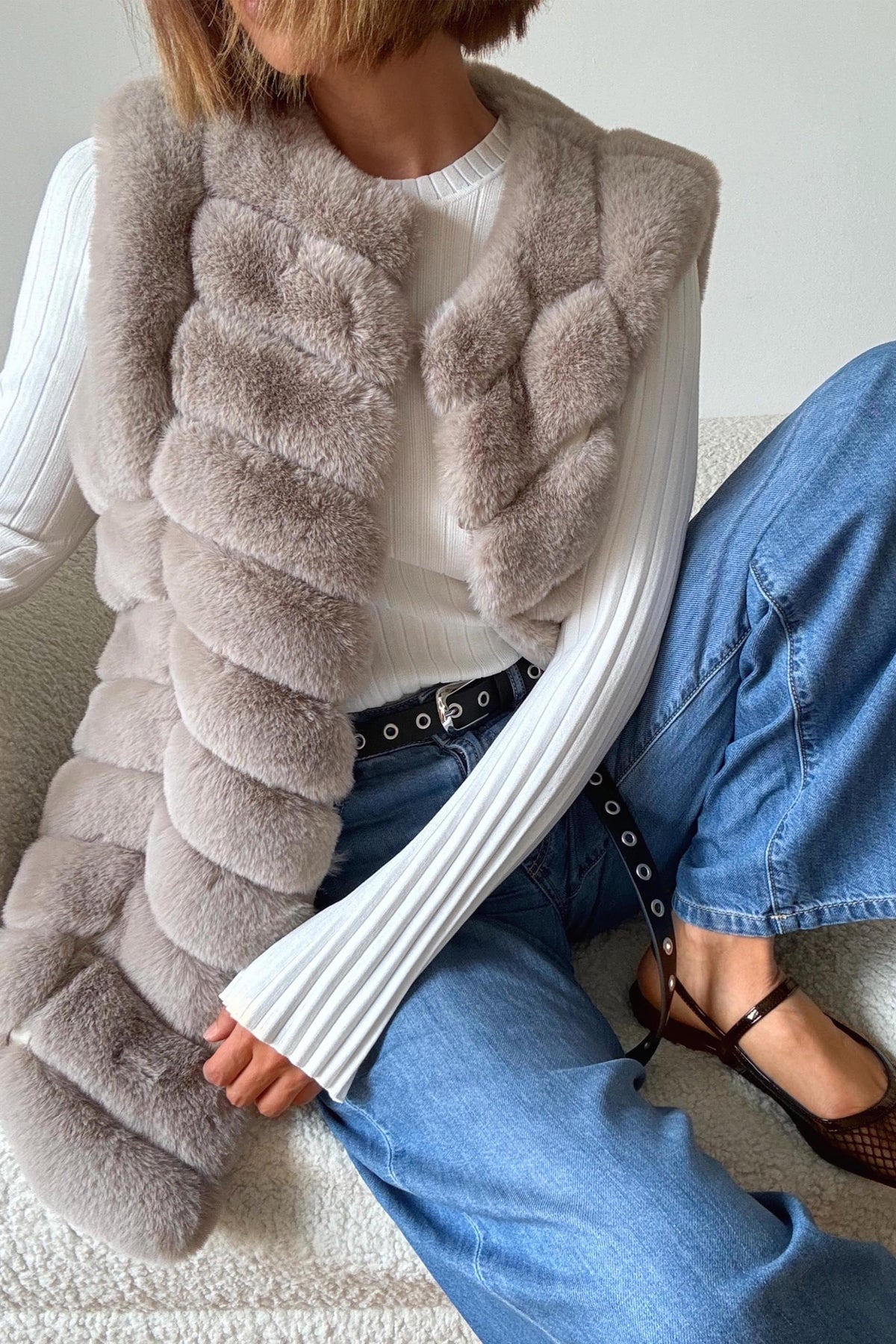 [TEST] Aniston Faux Fur Gilet