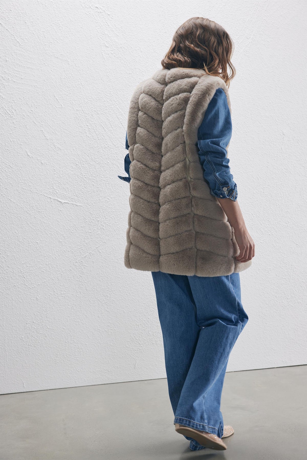 [TEST] Aniston Faux Fur Gilet