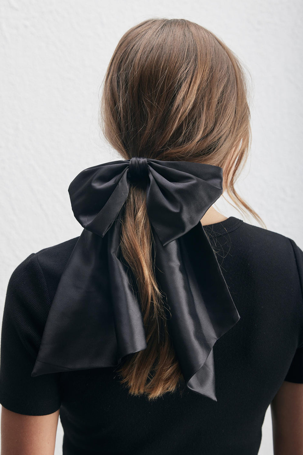 [TEST] Decjuba Oversized Satin Bow