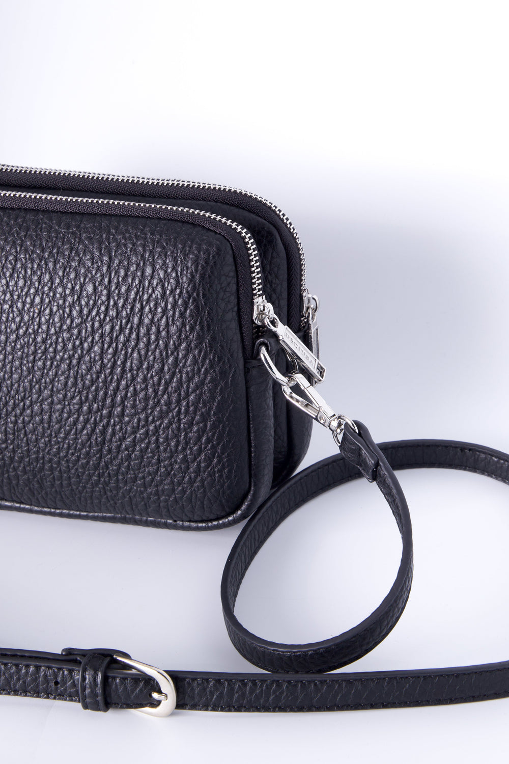 [TEST] Everyday Sling Bag