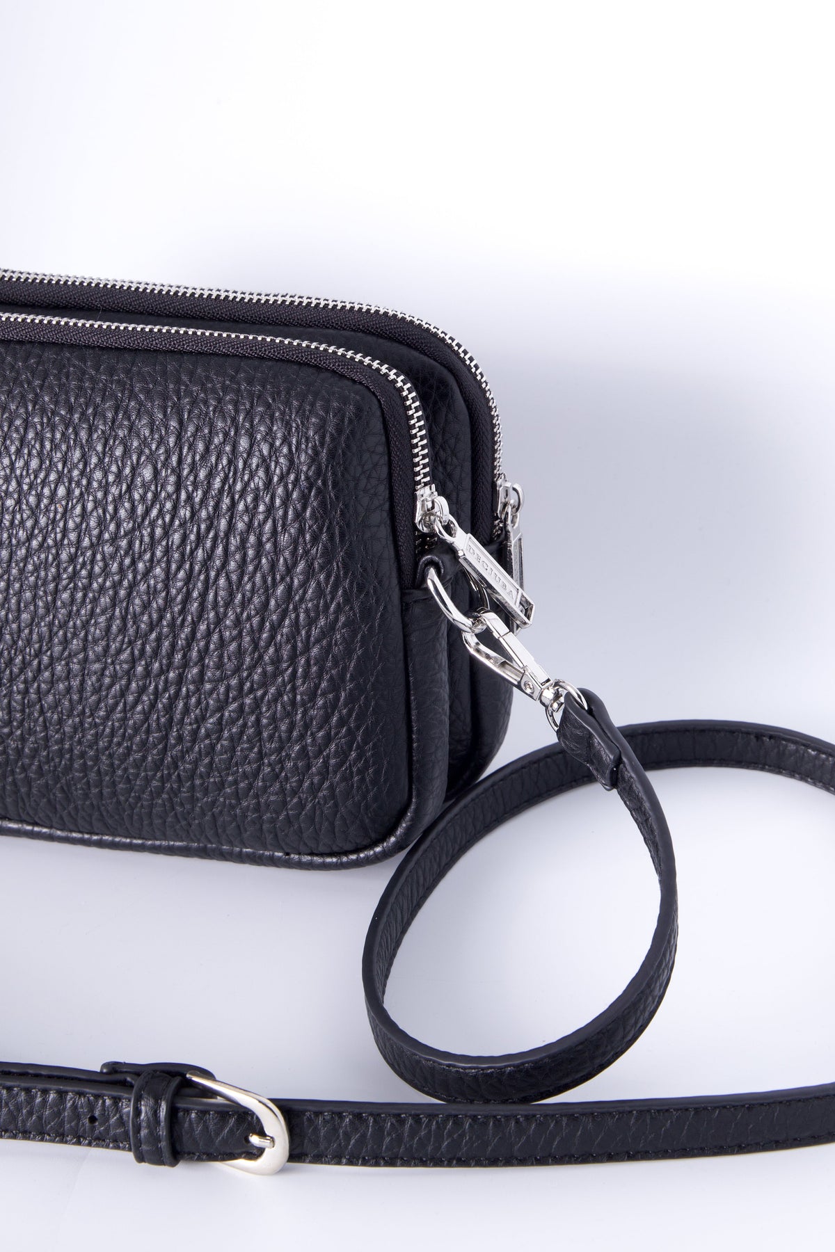 [TEST] Everyday Sling Bag
