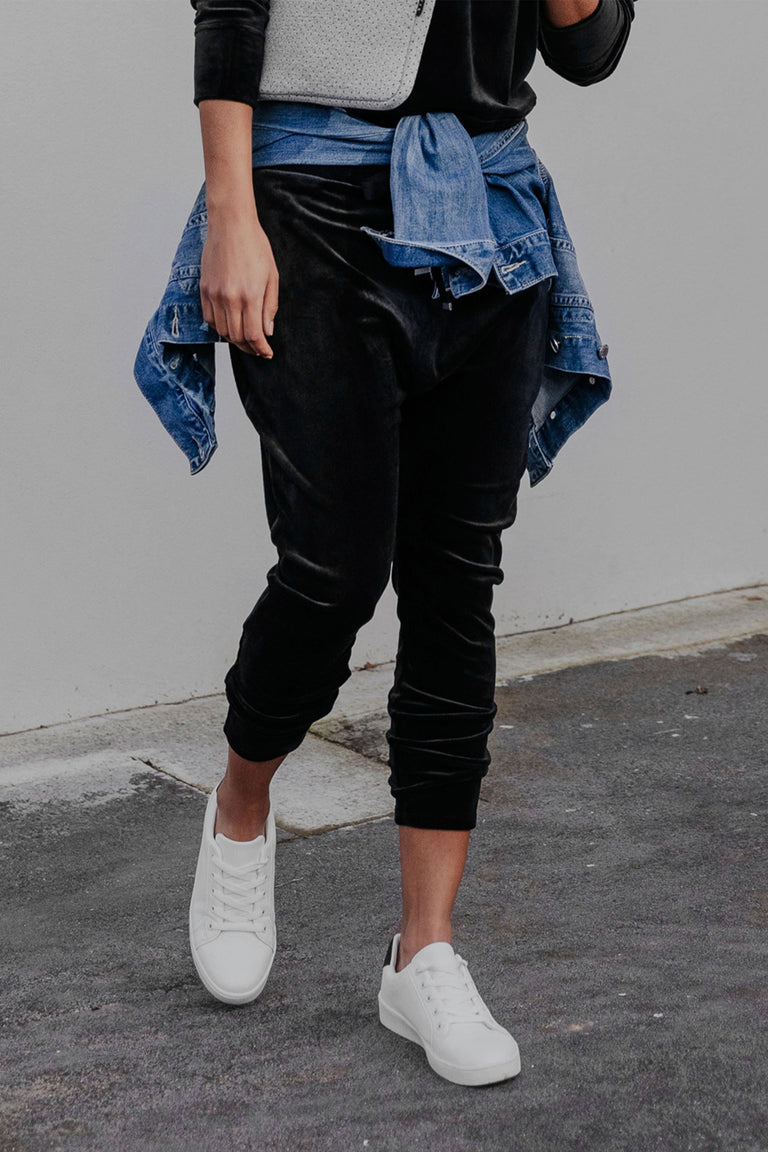 [TEST] D-Luxe Velour Track Pant