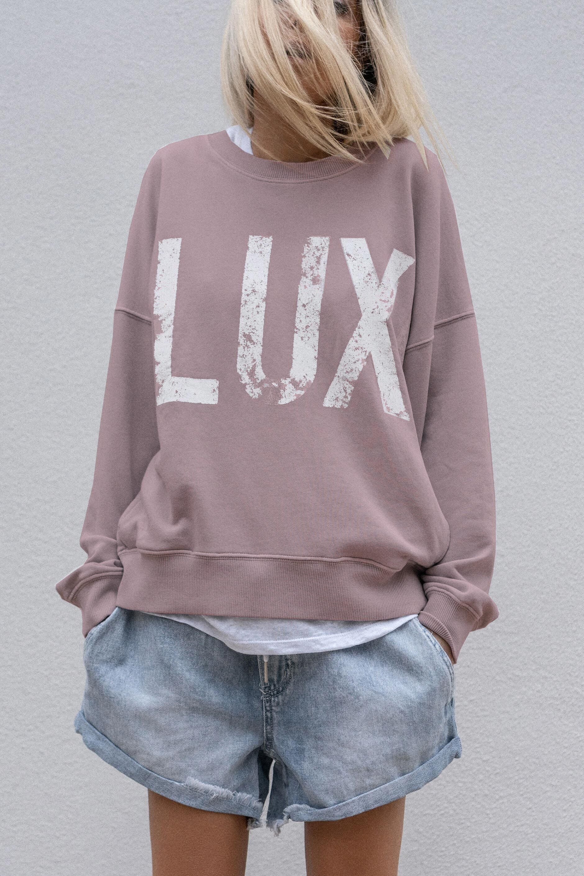 [TEST] D-Luxe Distressed Sweat