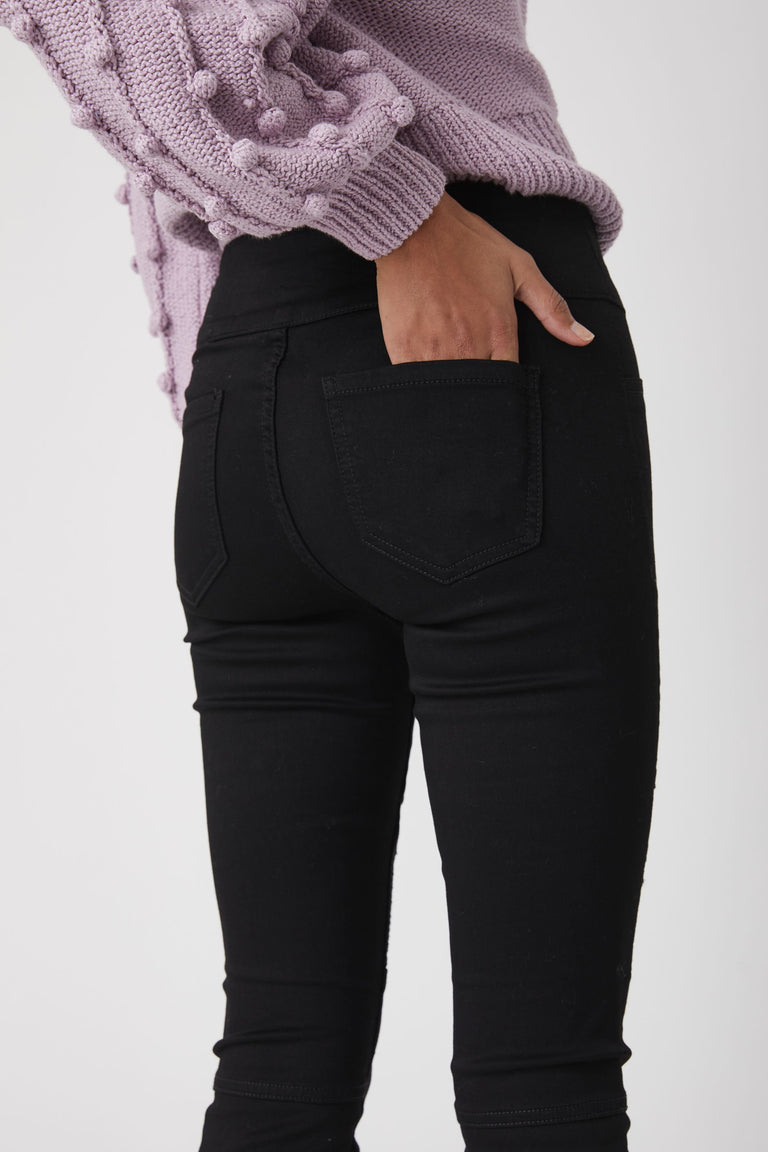 [TEST] Riley Biker Jean