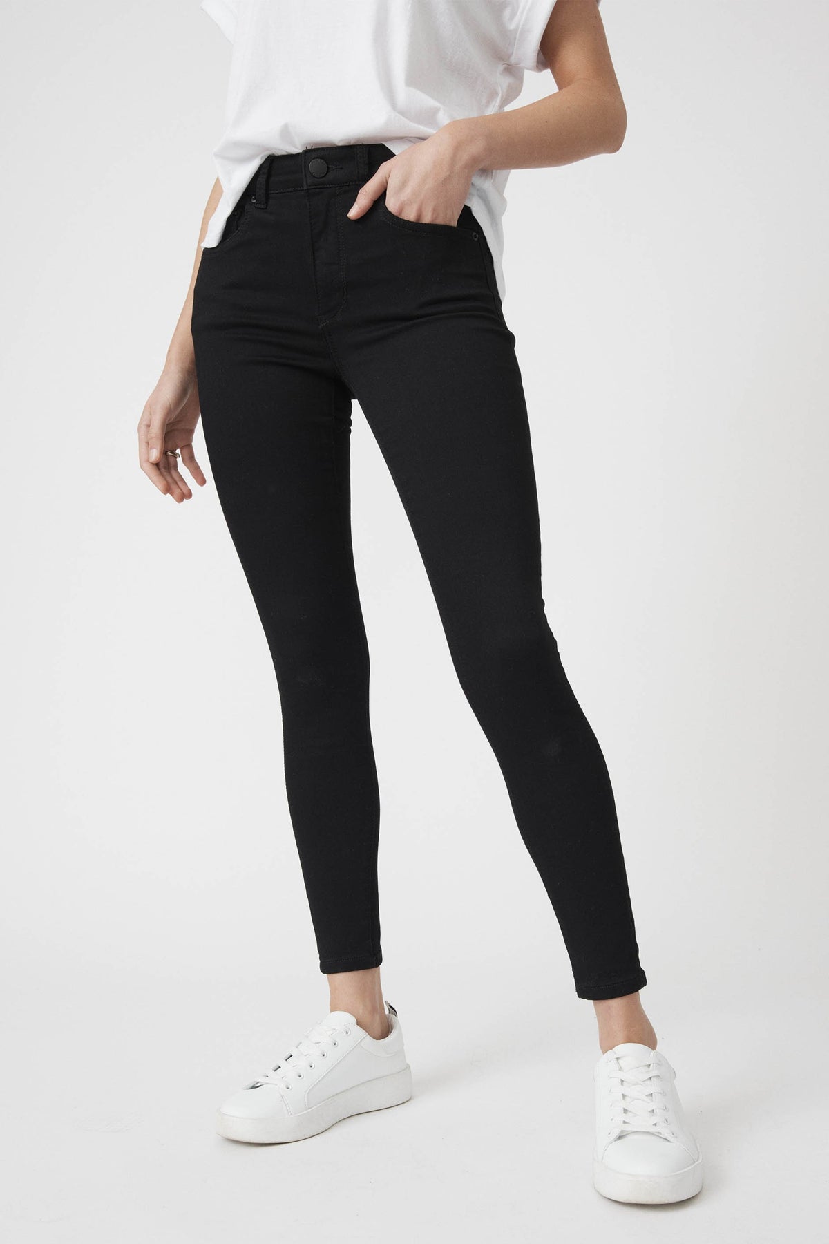 [TEST] Riley 5 Pocket Skinny Jean