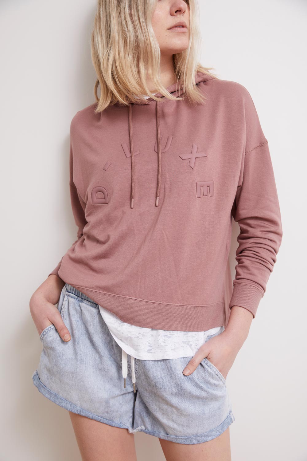 [TEST] D-Luxe Lightweight Logo Hoodie