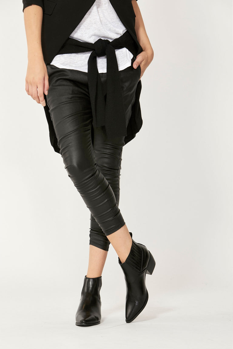 [TEST] Shana Pointed Ankle Boot