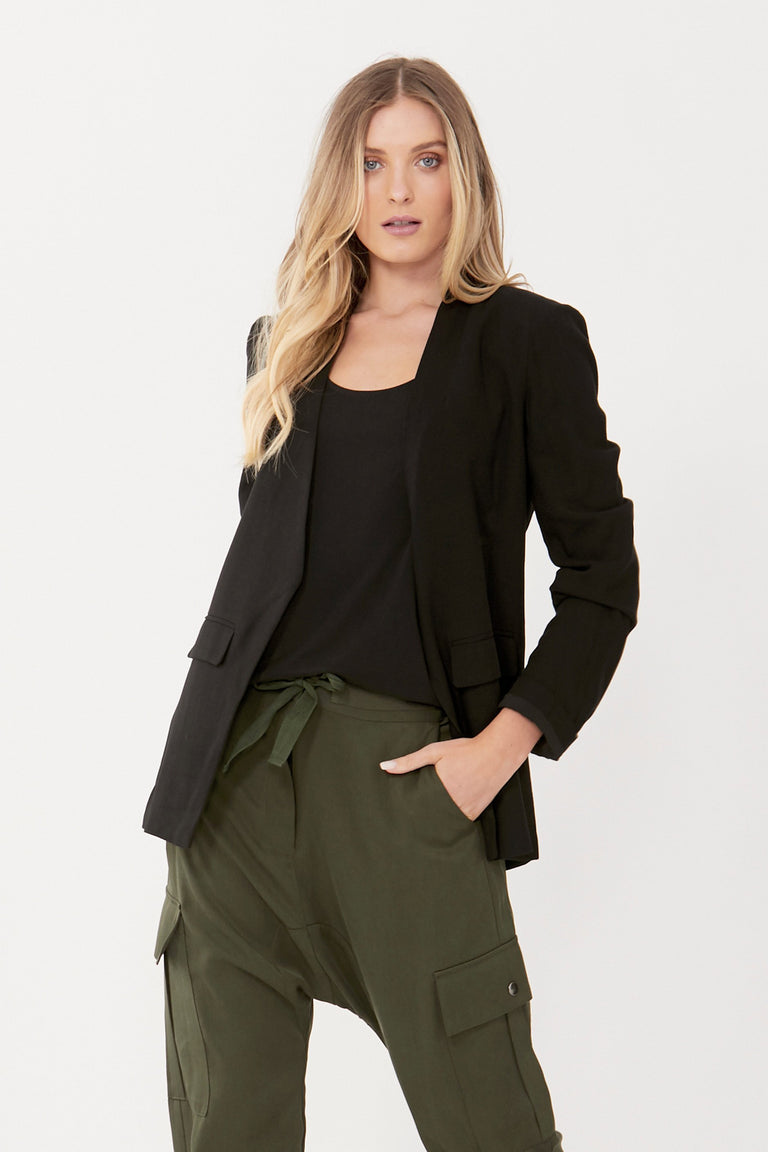 [TEST] Marika Blazer