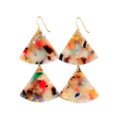 [TEST] Dolly Triangle Resin Earrings