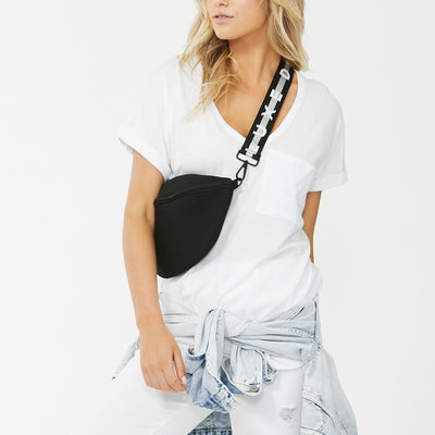 [TEST] D-Luxe Wide Logo Bum Bag