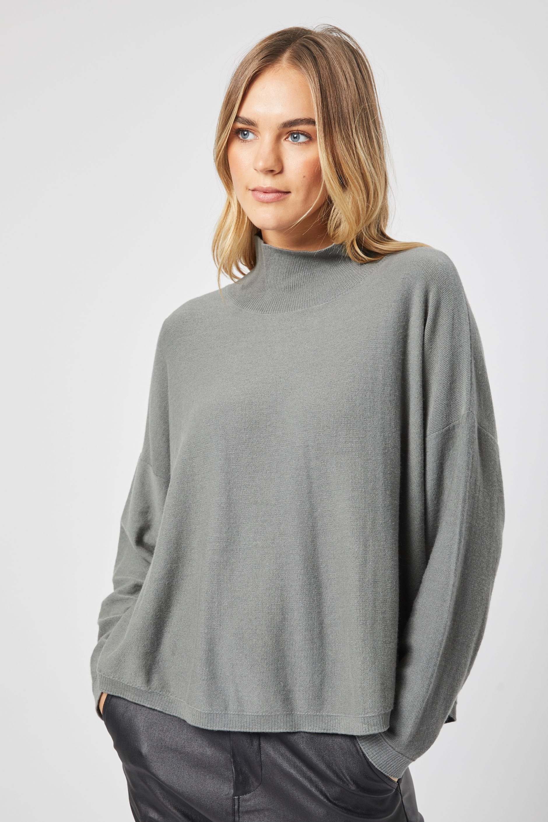 [TEST] Sienna Drop Shoulder Jumper
