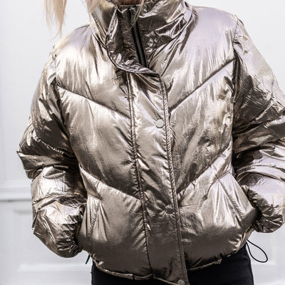 [TEST] D-Luxe Metallic Puffer