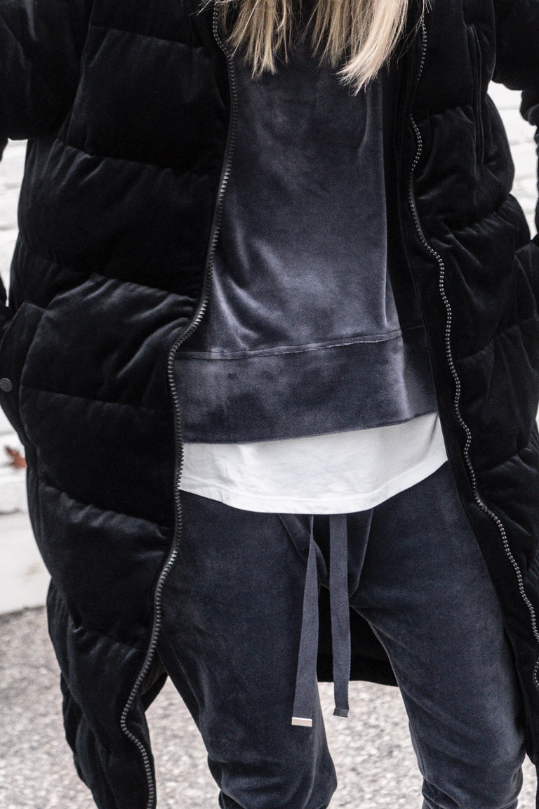 [TEST] D-Luxe Velour Track Pant