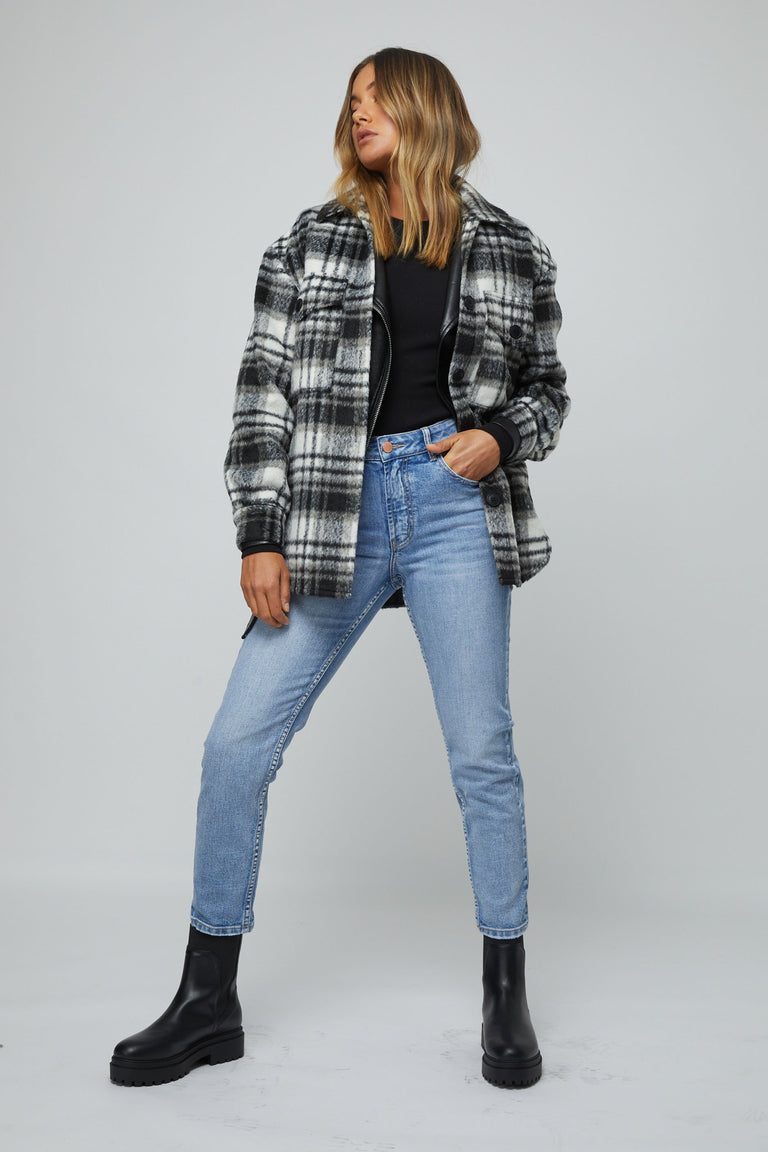 [TEST] Alexa Girlfriend Jean