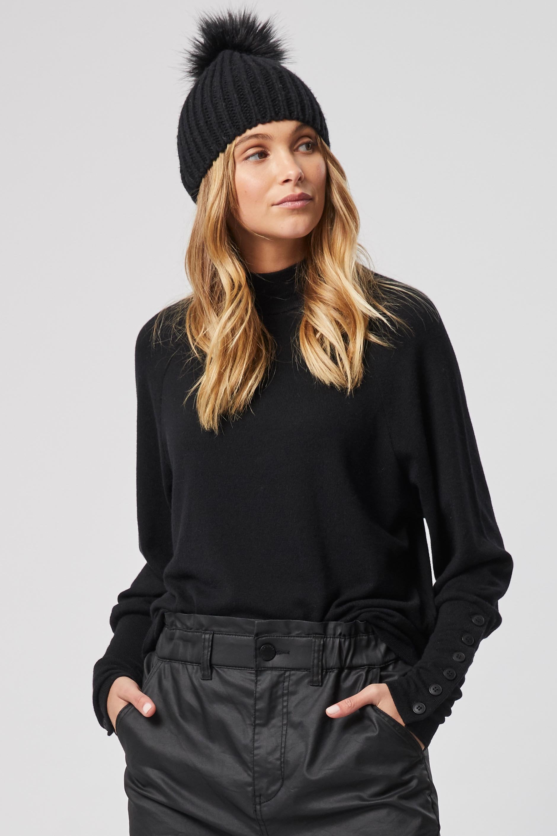 [TEST] Jane Button Detail Top