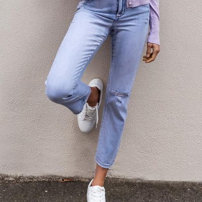 [TEST] Becky Distressed Straight Jean