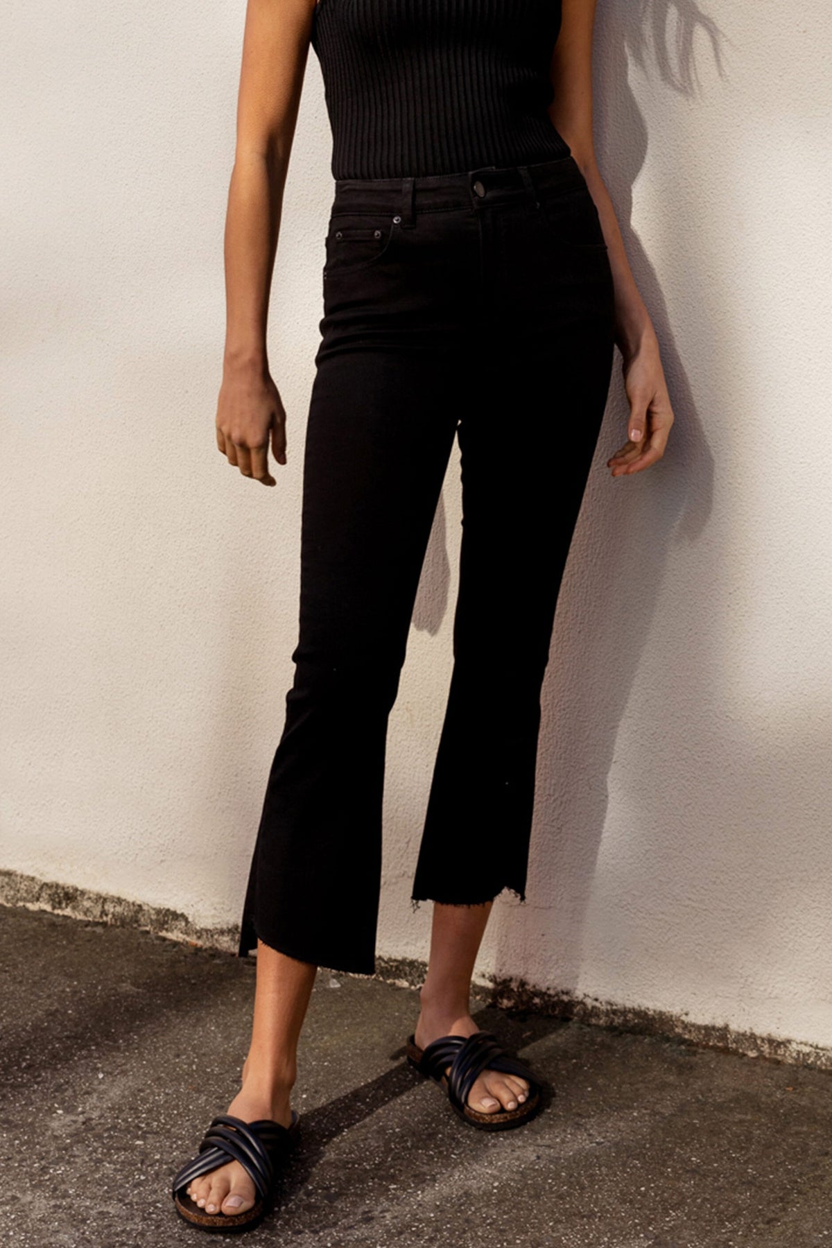 [TEST] Leni Kick Flare Crop Jean