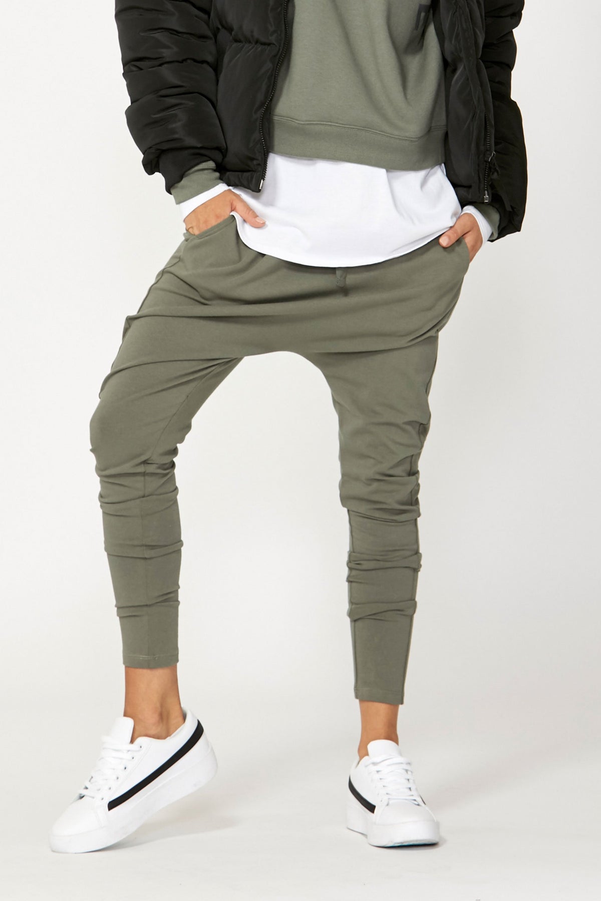 [TEST] D-Luxe Drop Crotch Pant