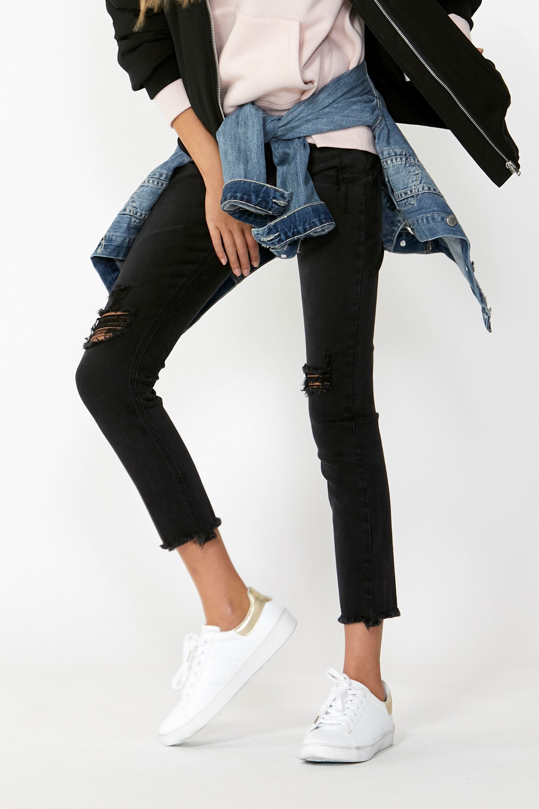 [TEST] Kids Distressed Jean