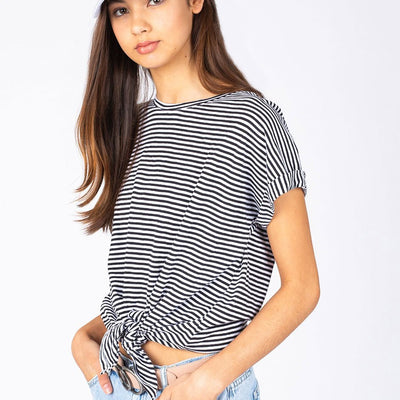 [TEST] Kids Knot Front Crop Tee