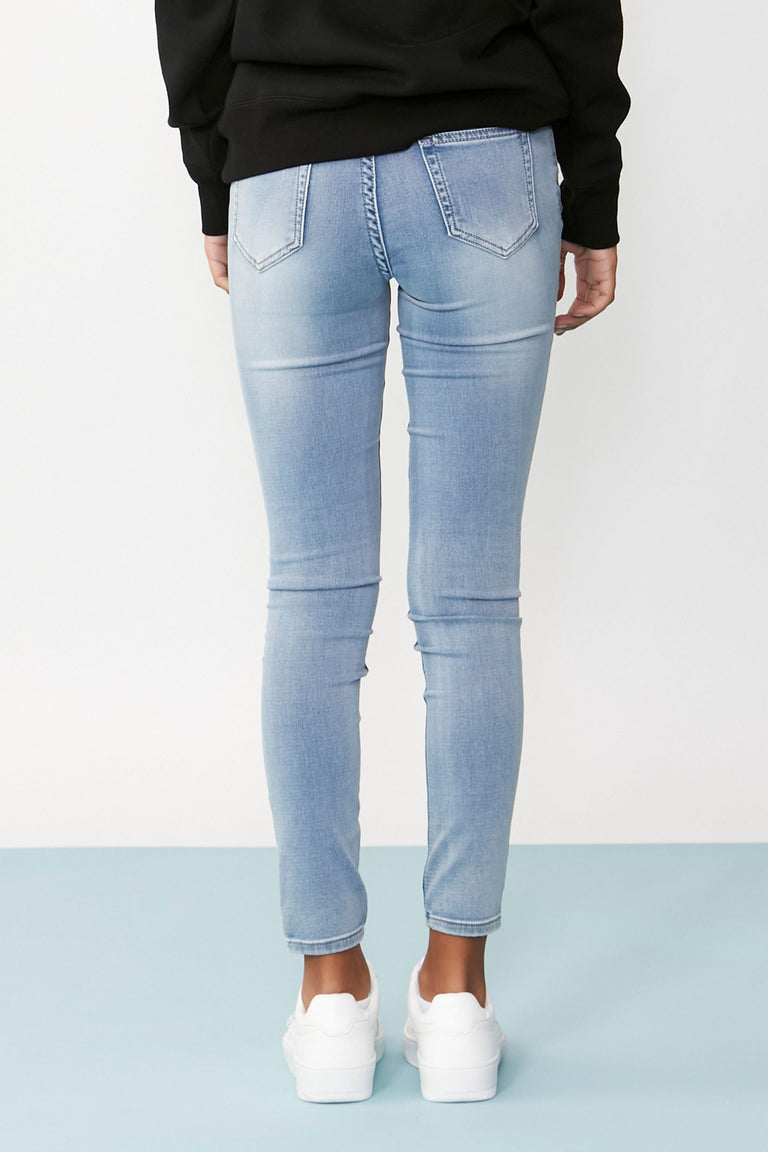 [TEST] Girls Avery 5 Pocket Jean
